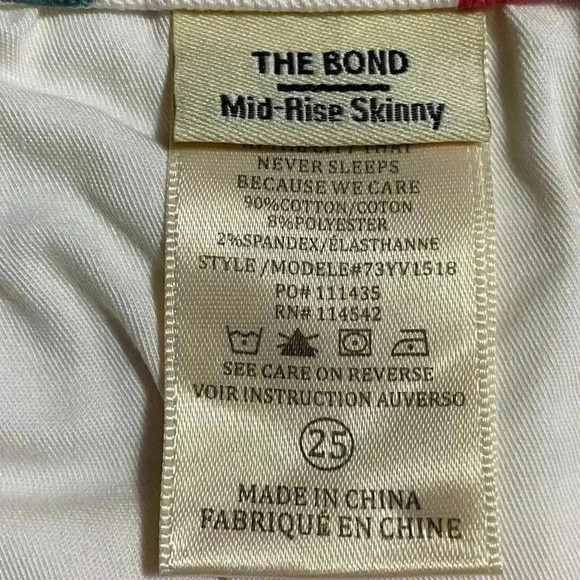 BLANKNYC The Bond Mid-Rise Skinny Jeans  25 Off White  Artsy Cherry Print NWT - Picture 12 of 13